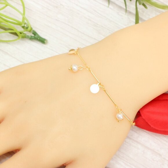 "Trendy Handmade Bracelet – A Thoughtful Gift for Girls & Women | UNVRC1113 - Picture 10 of 10